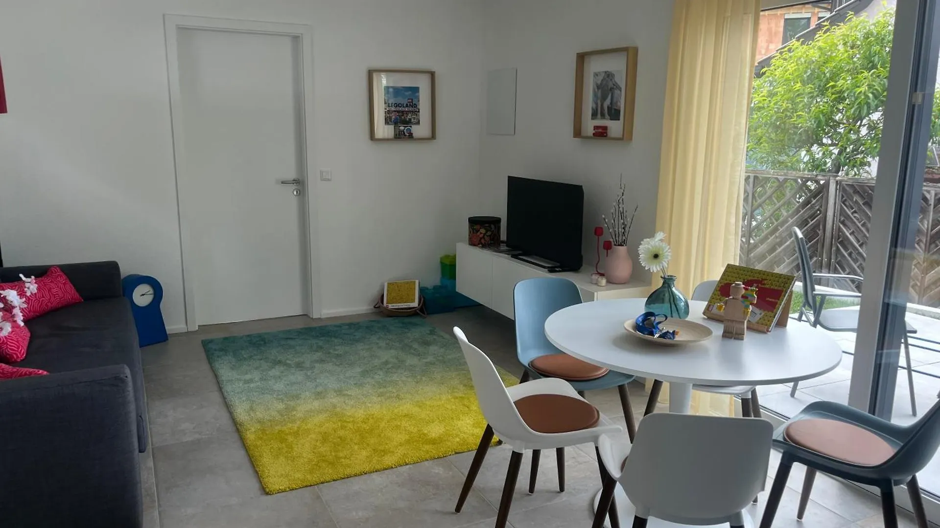 Flying Spaces Am Hechtweiherpark Γκούνζμπουργκ Γερμανία